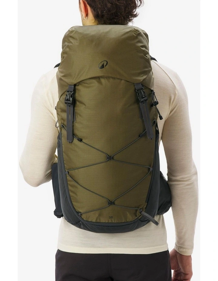 Decathlon | Hiking backpack, MH900 38 L - Green image 3