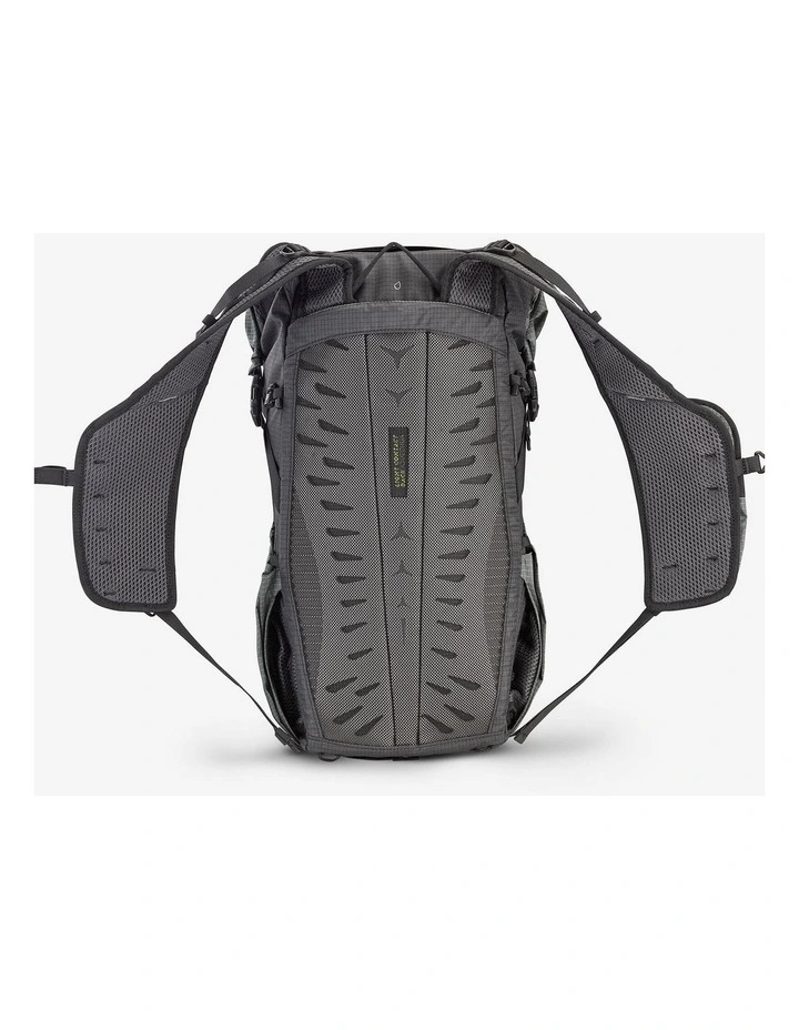 Decathlon | Mountain Hiking Rucksack 22 L Rolltop - MH500 Light image 5