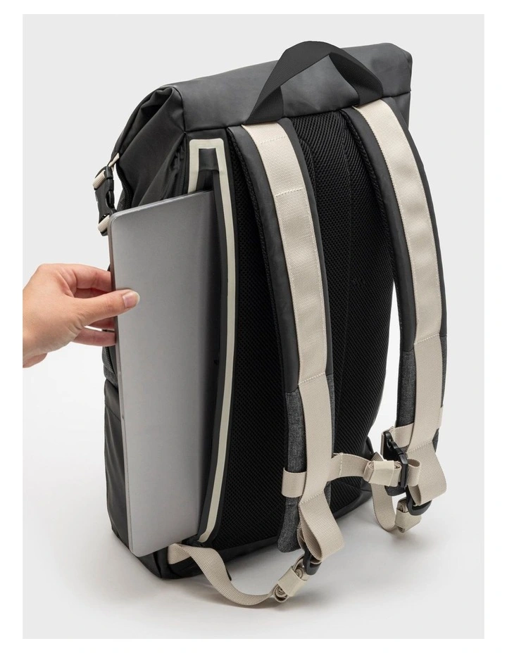 Decathlon | 25L Urban Backpack - Black image 3