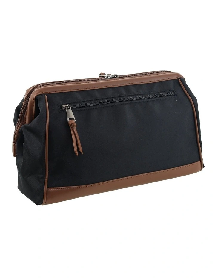 Pierre Cardin Euro Toiletry Bag in Black image 4
