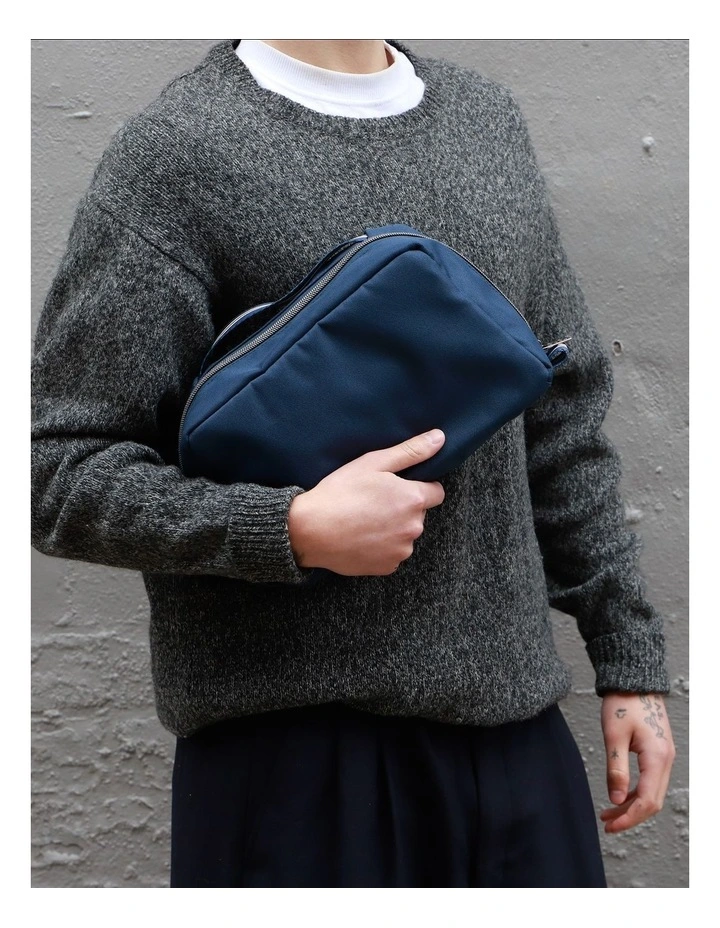 Men's Kit Large Travel Bag in Navy image 4