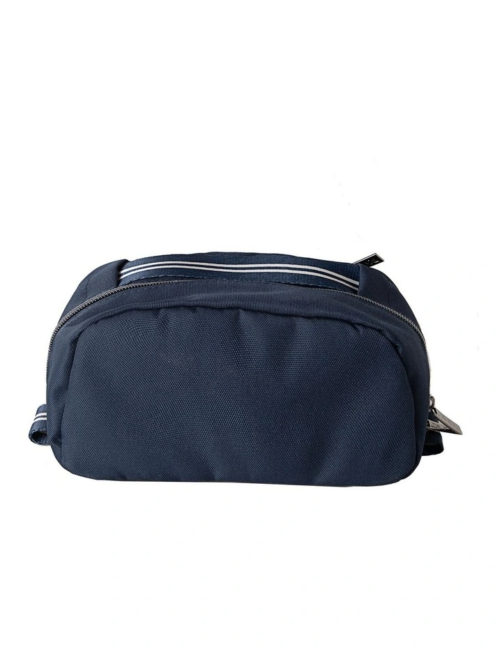 Men's Kit  Small Travel Bag in Navy image 1