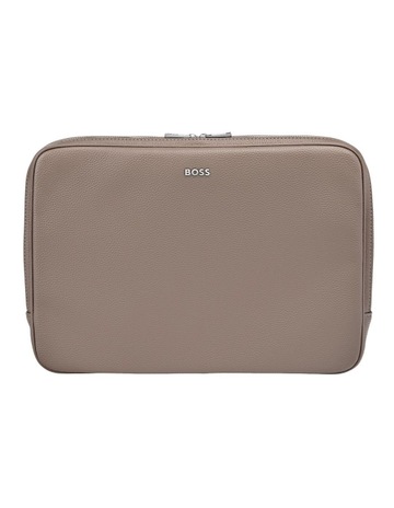 Taupe colour