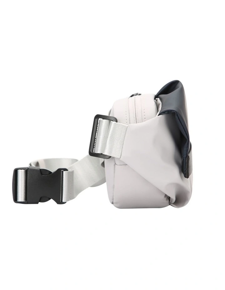 BOPAI Waterproof Sling Bag 2.5L B2932 image 3
