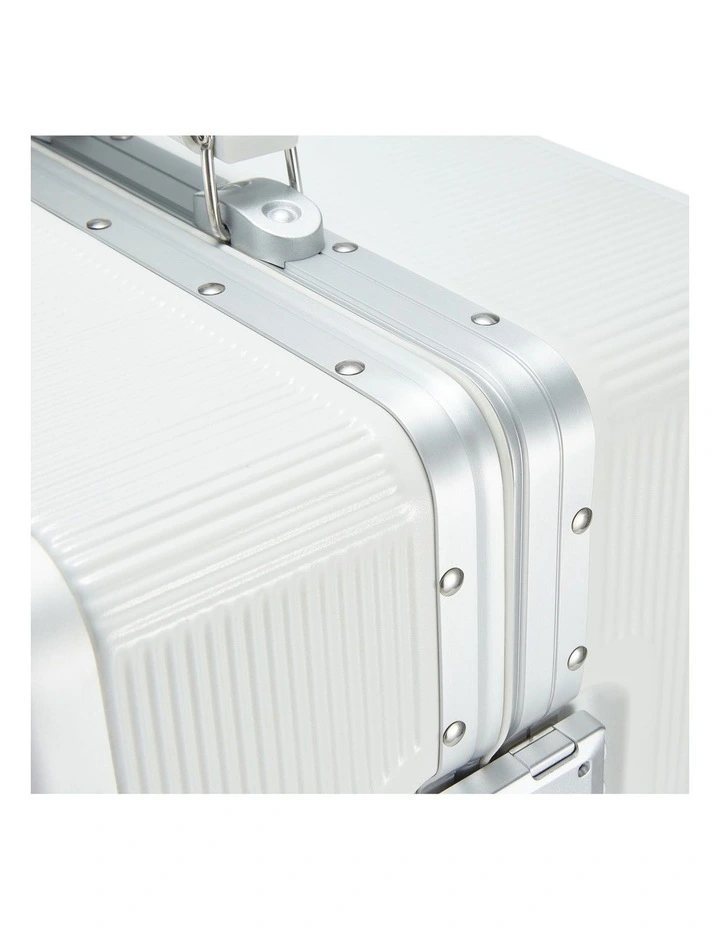 AIRWAY Voyager Plus - 24 Inch Aluminium Check-In Luggage 65L - White image 6