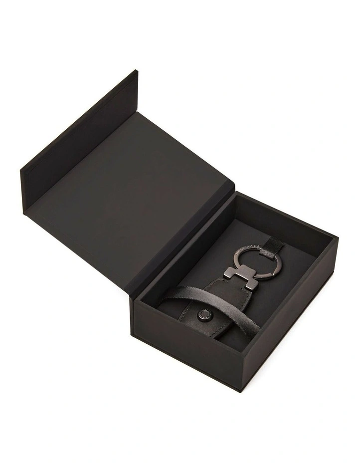 Hugo Boss Leather Keyring Executive Gun image 3