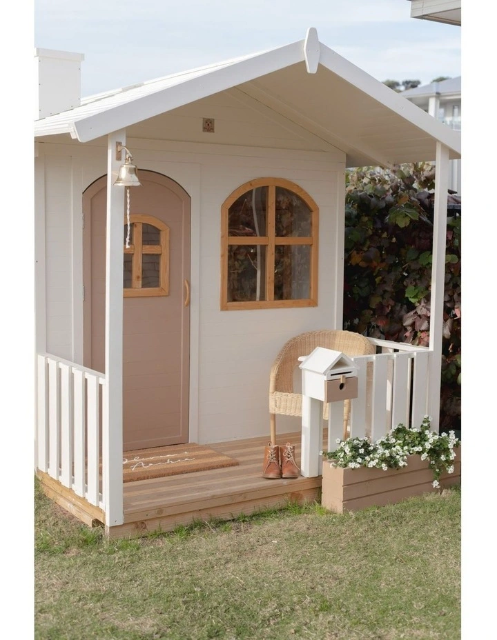 Billie Grand Timber Cubby House image 2