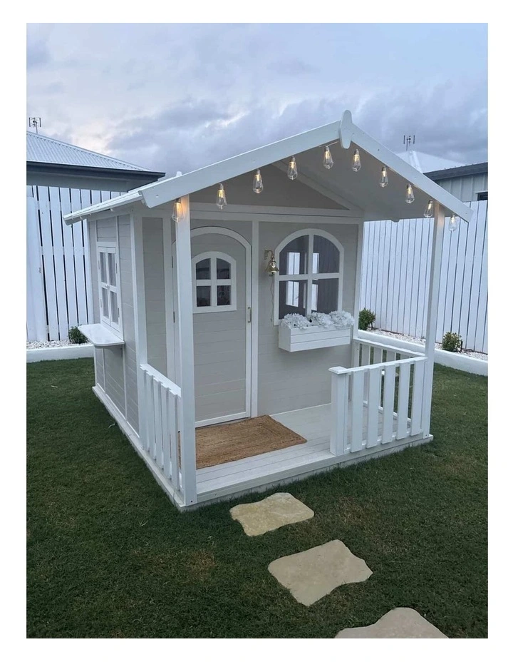 Billie Grand Timber Cubby House image 3