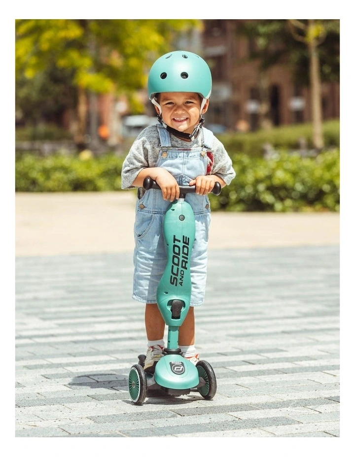Helmet Size S-M in Forest image 2
