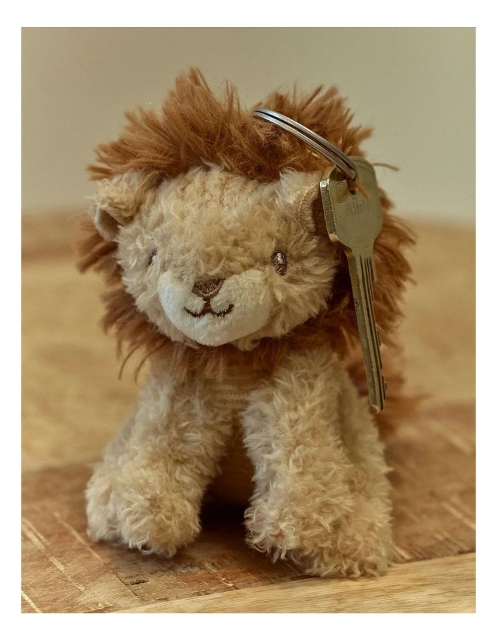 Safari Friends Lion Keychain image 2
