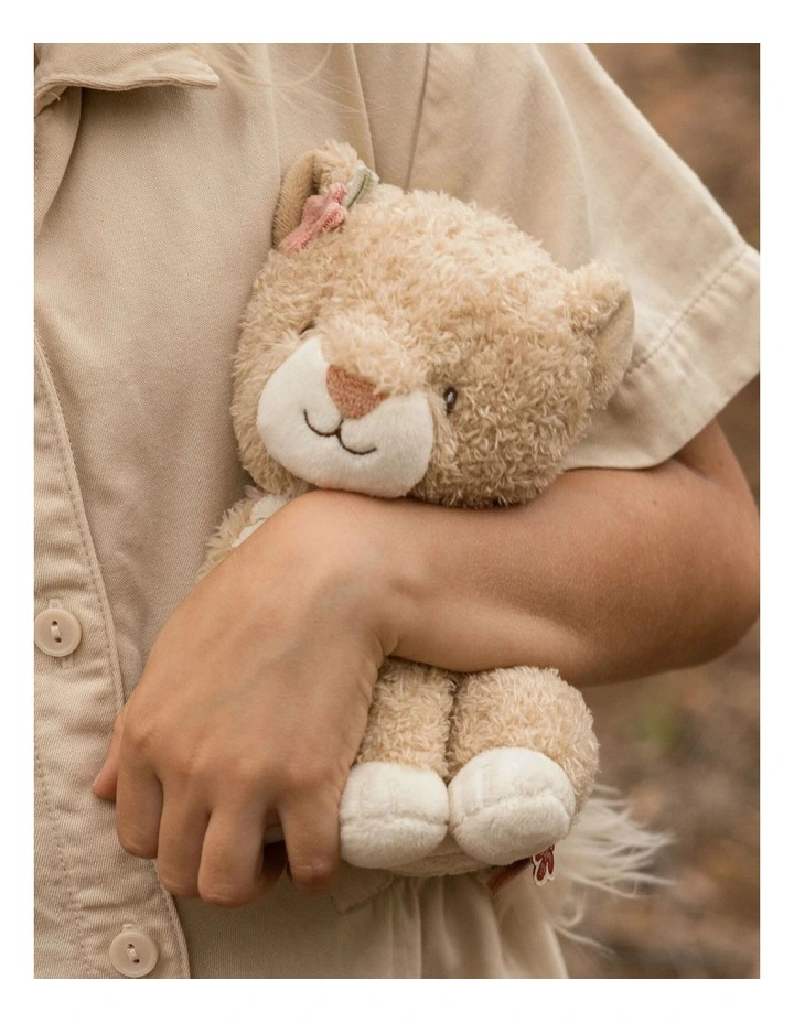 Safari Friends Cuddle Lioness - 17cm image 2