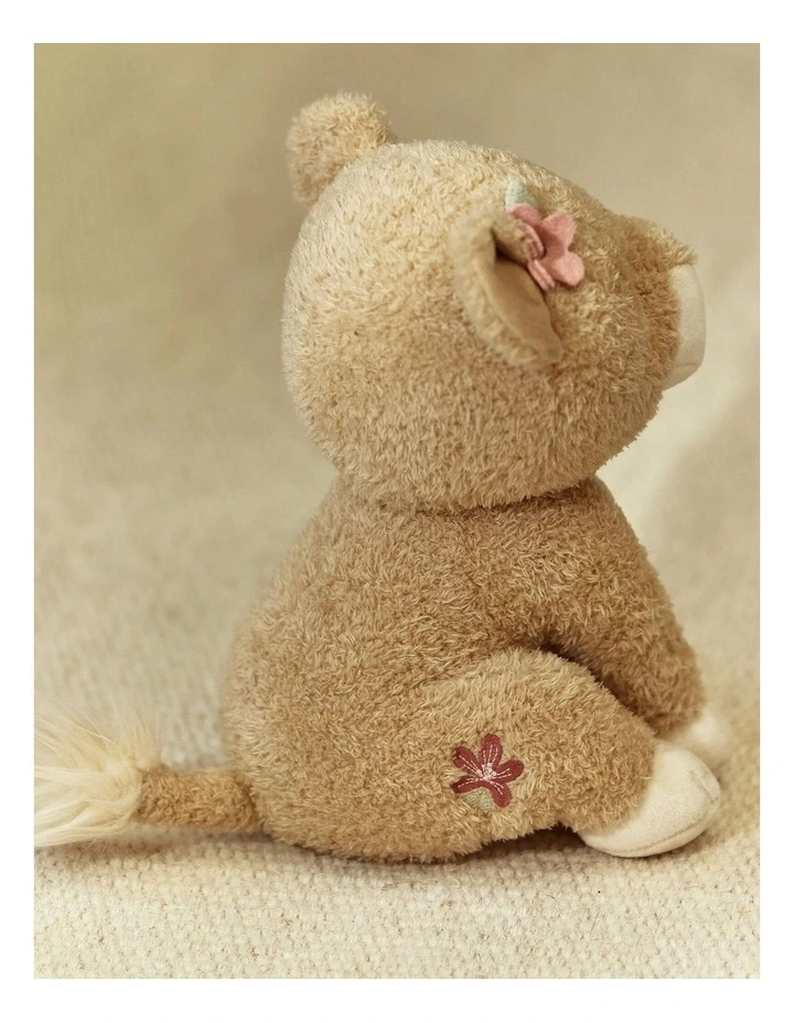 Safari Friends Cuddle Lioness - 17cm image 3