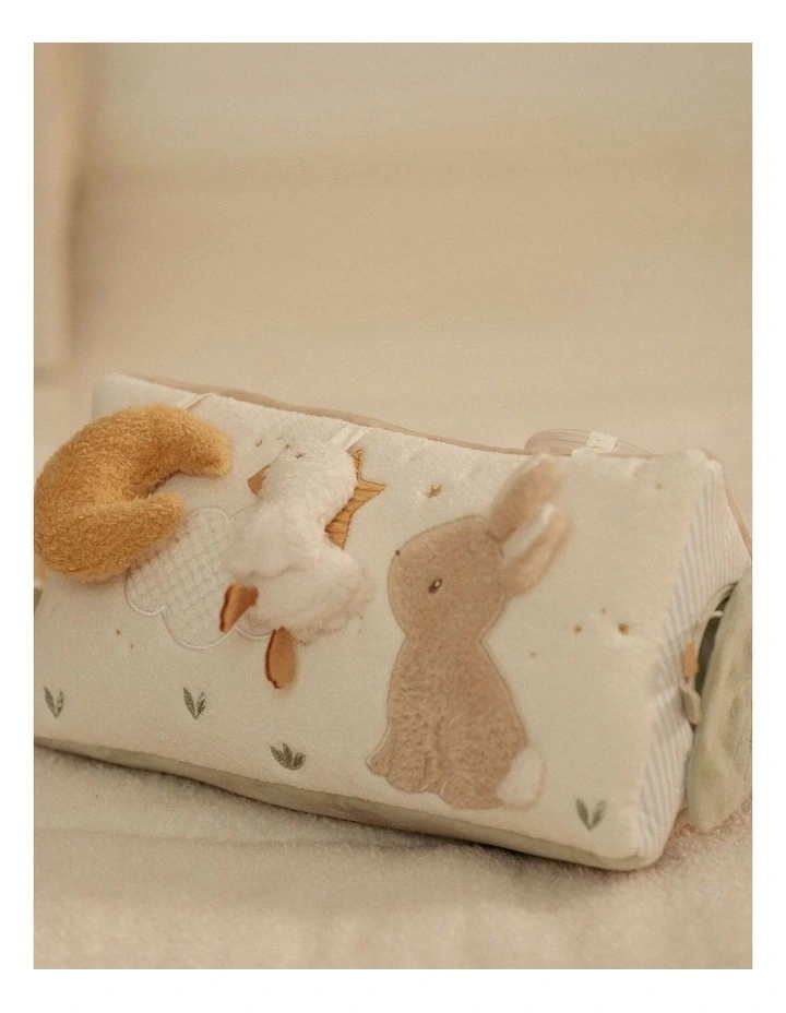 Newborn Naturals Activity Triangle image 2