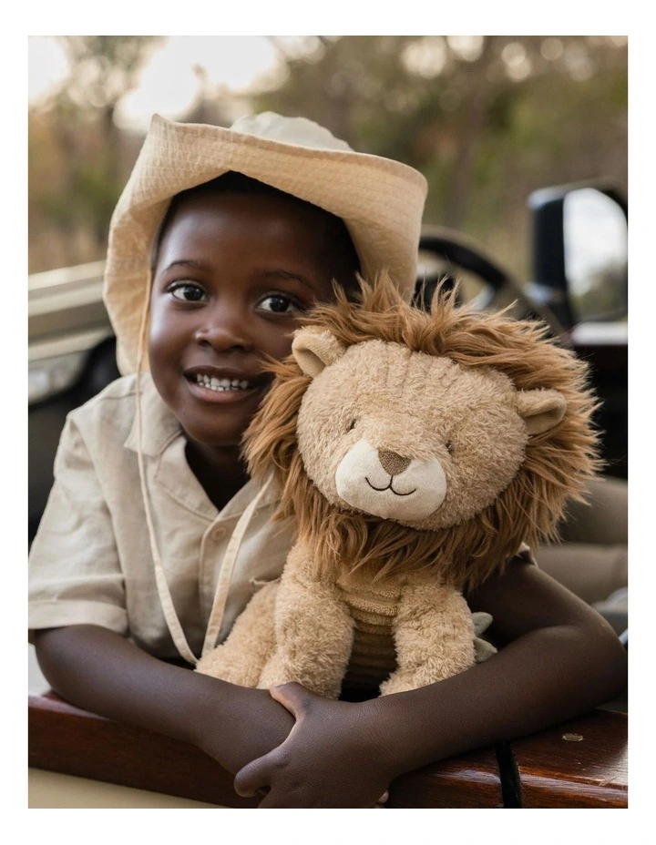 Safari Friends Cuddle Lion - 25cm image 2
