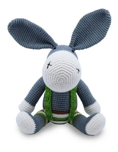 Donkey Med sitting