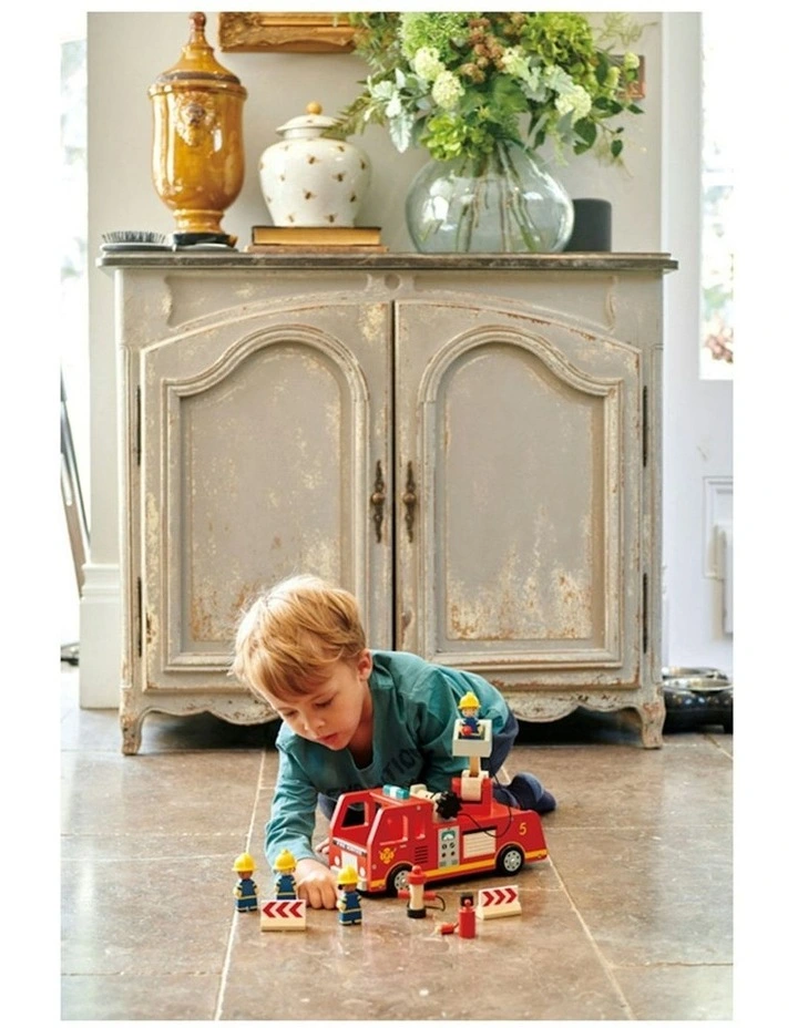 Tender Leaf Toys 28cm Fire Engine Truck Wooden Toy Play Set Kids/Children 3y  image 4