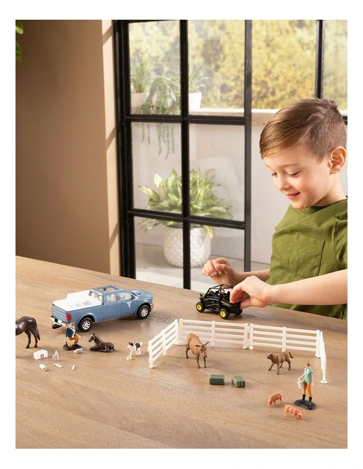 John Deere 1:32 On the Farm Vet Set Kids/Children Interactive Playset Toy 3y image 6