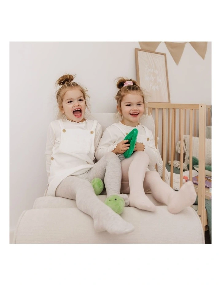Perfect Pairs - Two Peas in a Pod image 7
