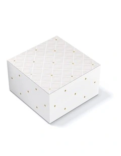 Medium Quilted Gift Box in Pearl