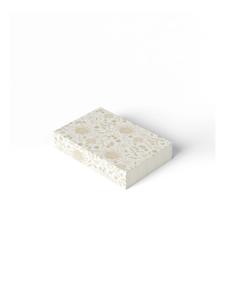 Small Magnetic Gift Box in Botanic On White image 1