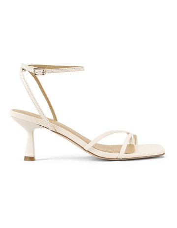 CHALK WHITE LEATHER colour