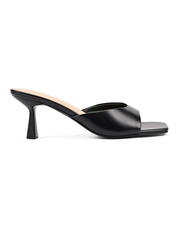 BLACK VINTAGE LEATHE colour