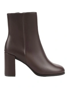 Libby Ankle Boots in Chocolate Brown