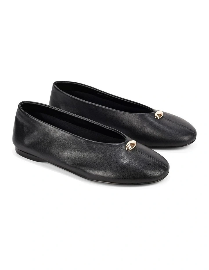 Beverly Ballets in Black Leather image 2