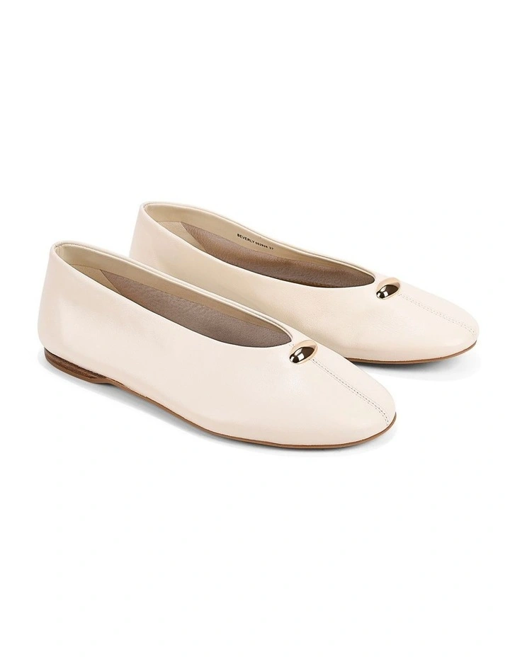 Beverly Ballets in Cream White Leather image 2