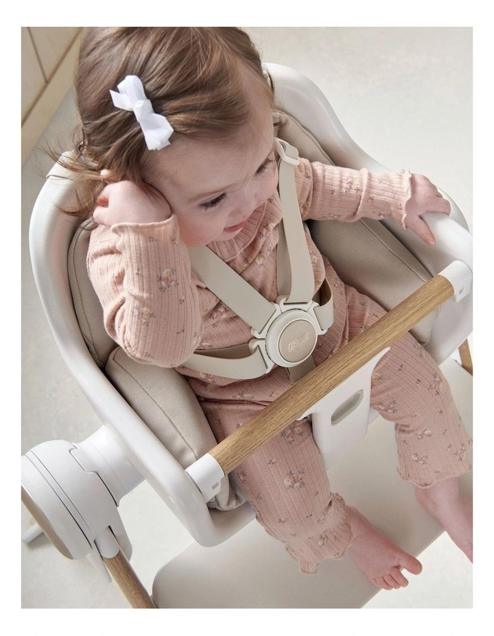 Eno Cushion Highchair in Cashmere image 2