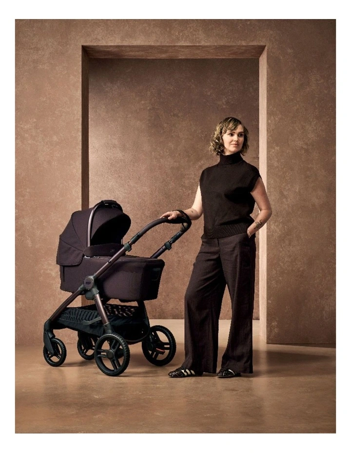 Ocarro2 Frame, Seat and Carrycot Pram Strollers in Americano image 2