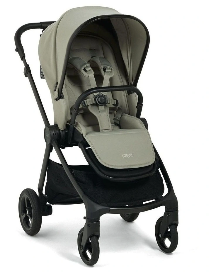 Vardo Pram in Sage image 1