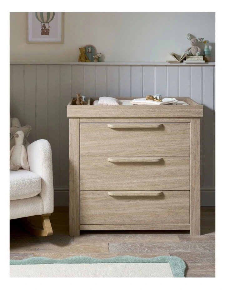 Franklin Dresser Changer in Light Oak image 2